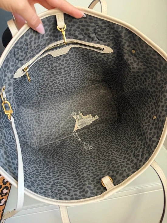 Louis Vuitton Neverfull MM in “Wild Creme” - Picture 11 of 14